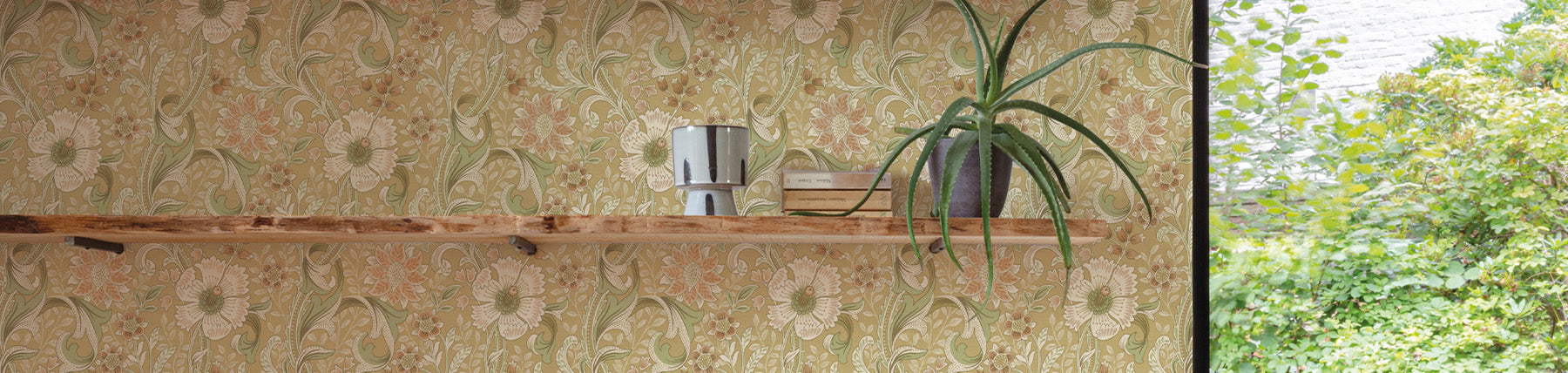 Hooked on Walls Blomkvist