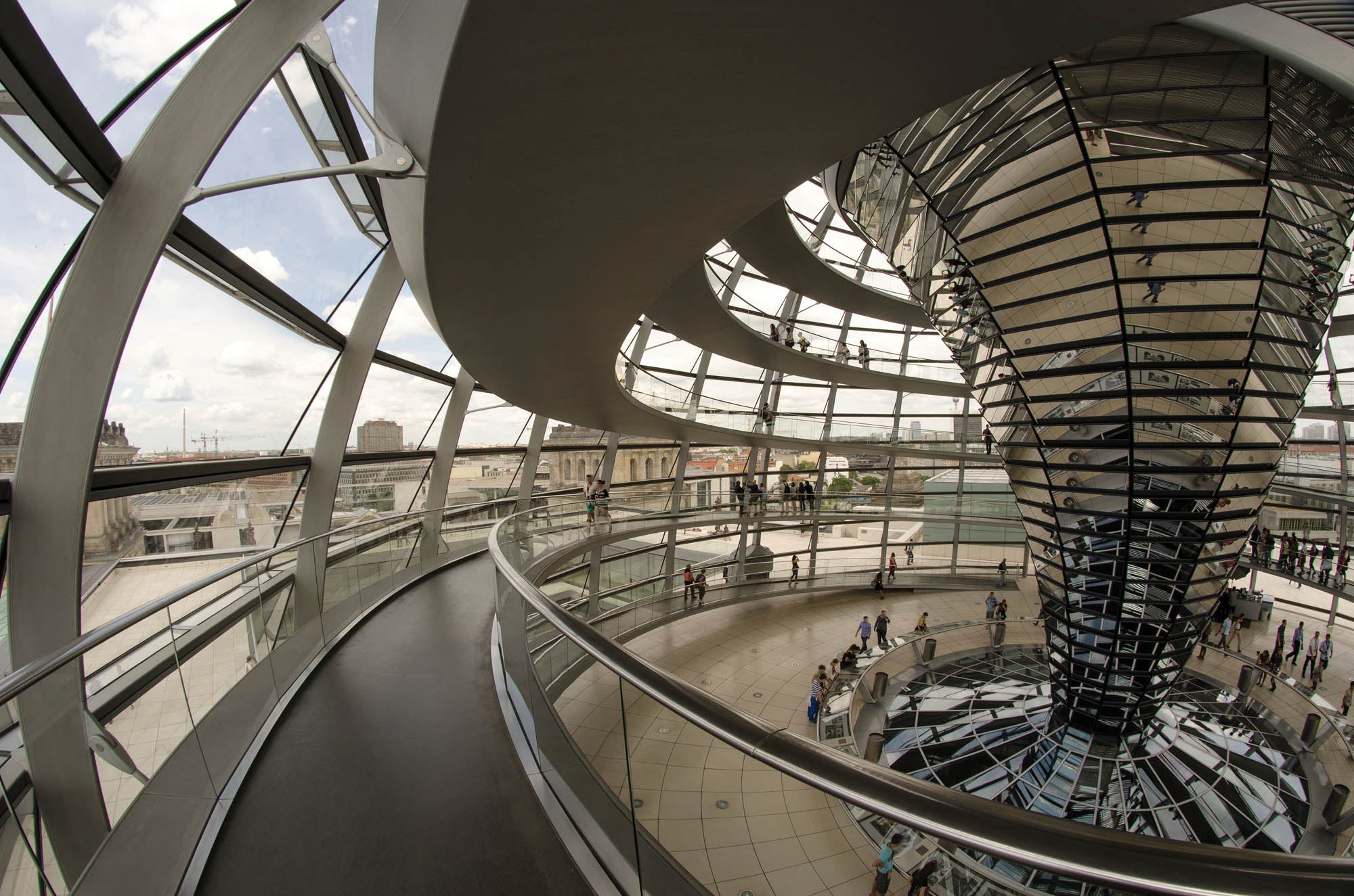 Dome of the Reichstag Building - LW00010