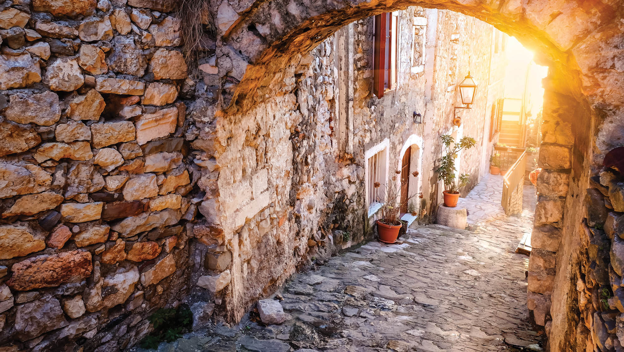 Old stone street - LW00371