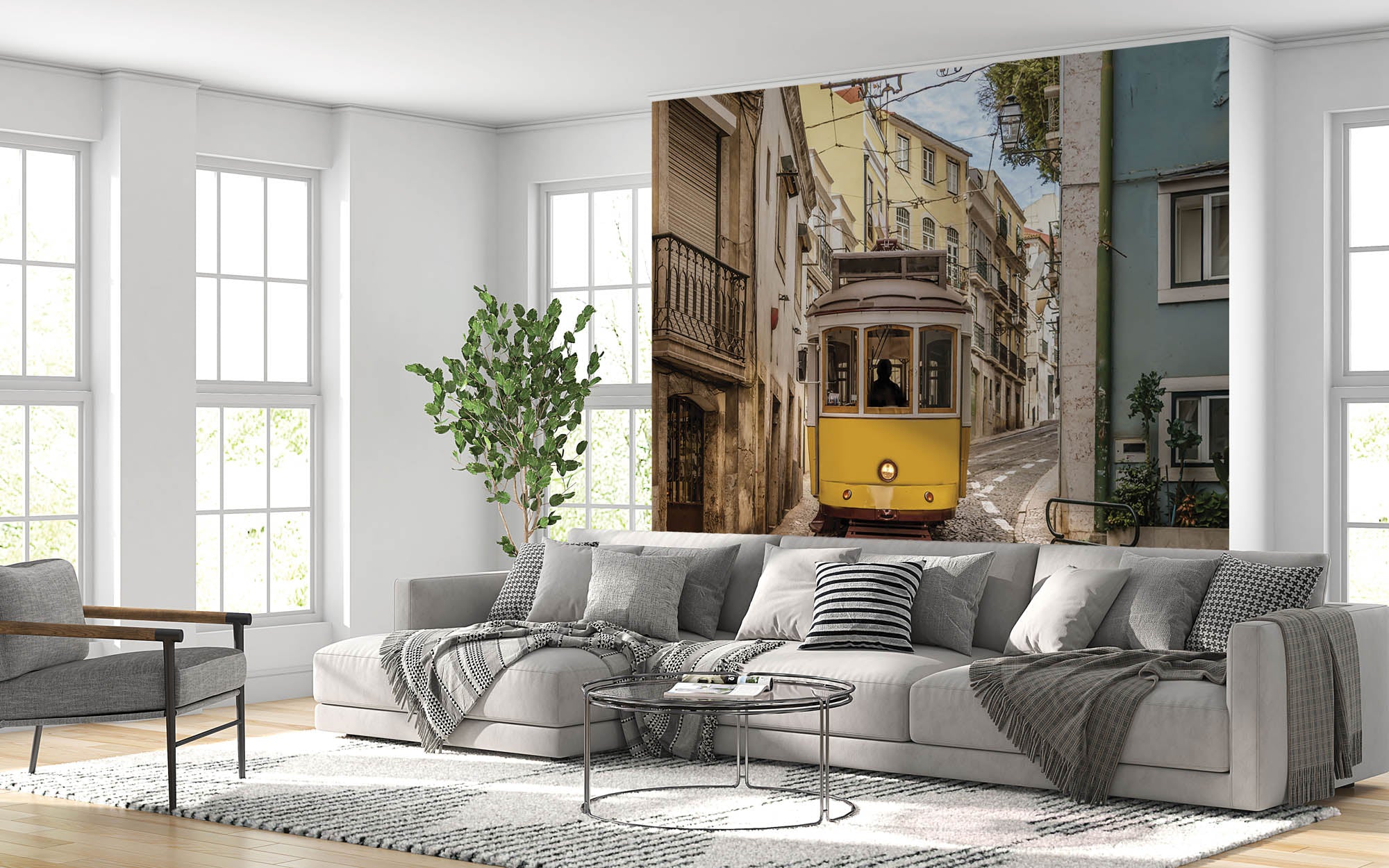 Tram through Lisbon - LW00383