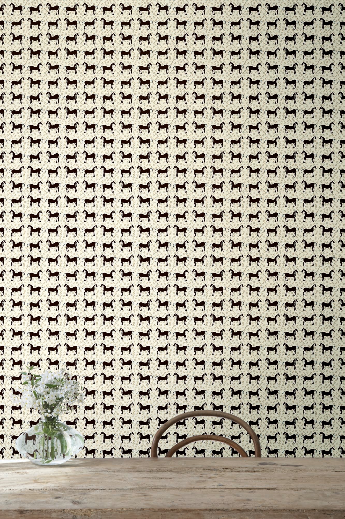 Hooked on Walls Marimekko Volume 06 Musta Tamma 25171