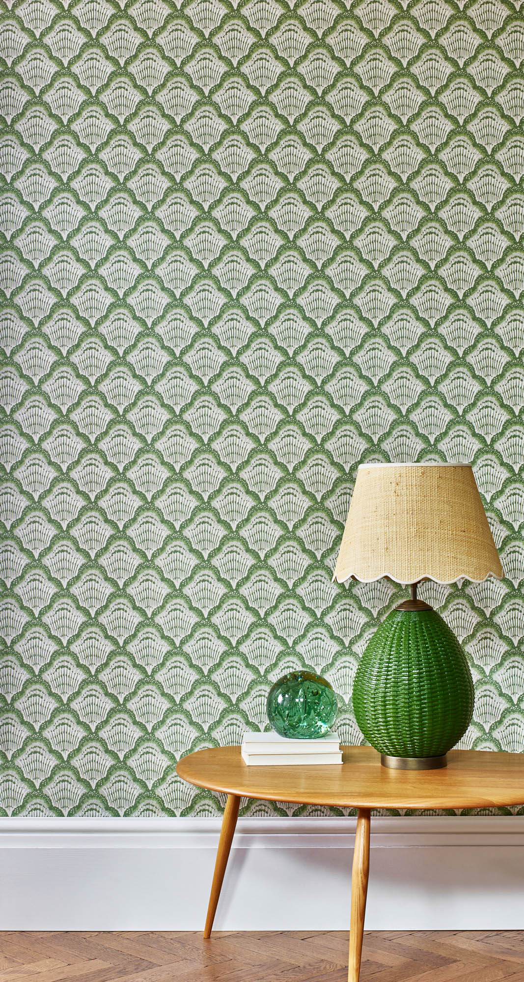 Hooked on Walls Young Traditionals Calico Shell 27841