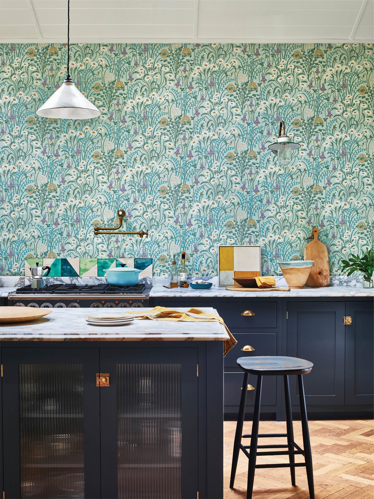 Hooked on Walls Young Traditionals Flower Meadow 27836