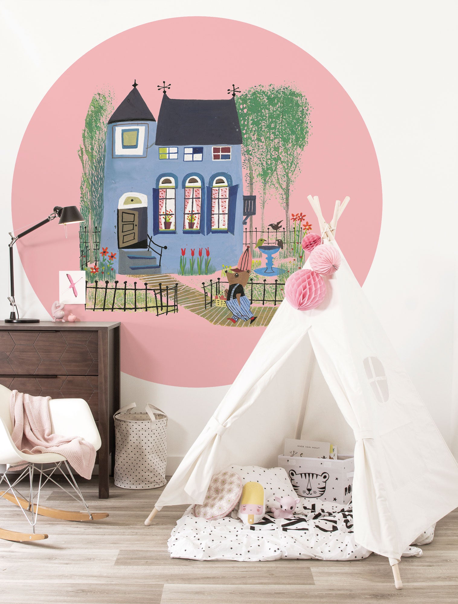 KEK Amsterdam Wallpaper Circle Bear with Blue House CK-017 Behangcirkel