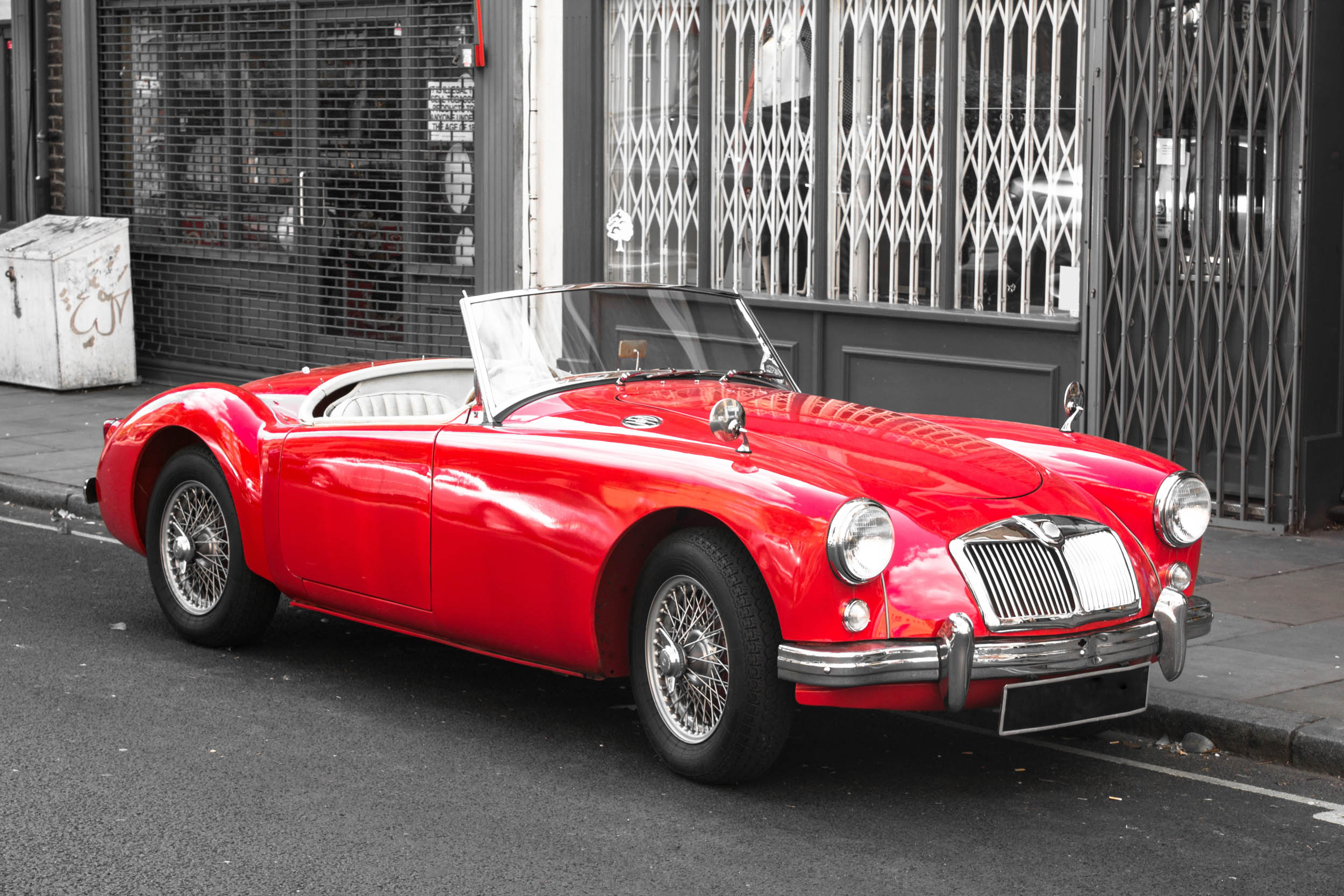 Klassieke Rode Cabrio Sportwagen - LW00933 Fotobehang