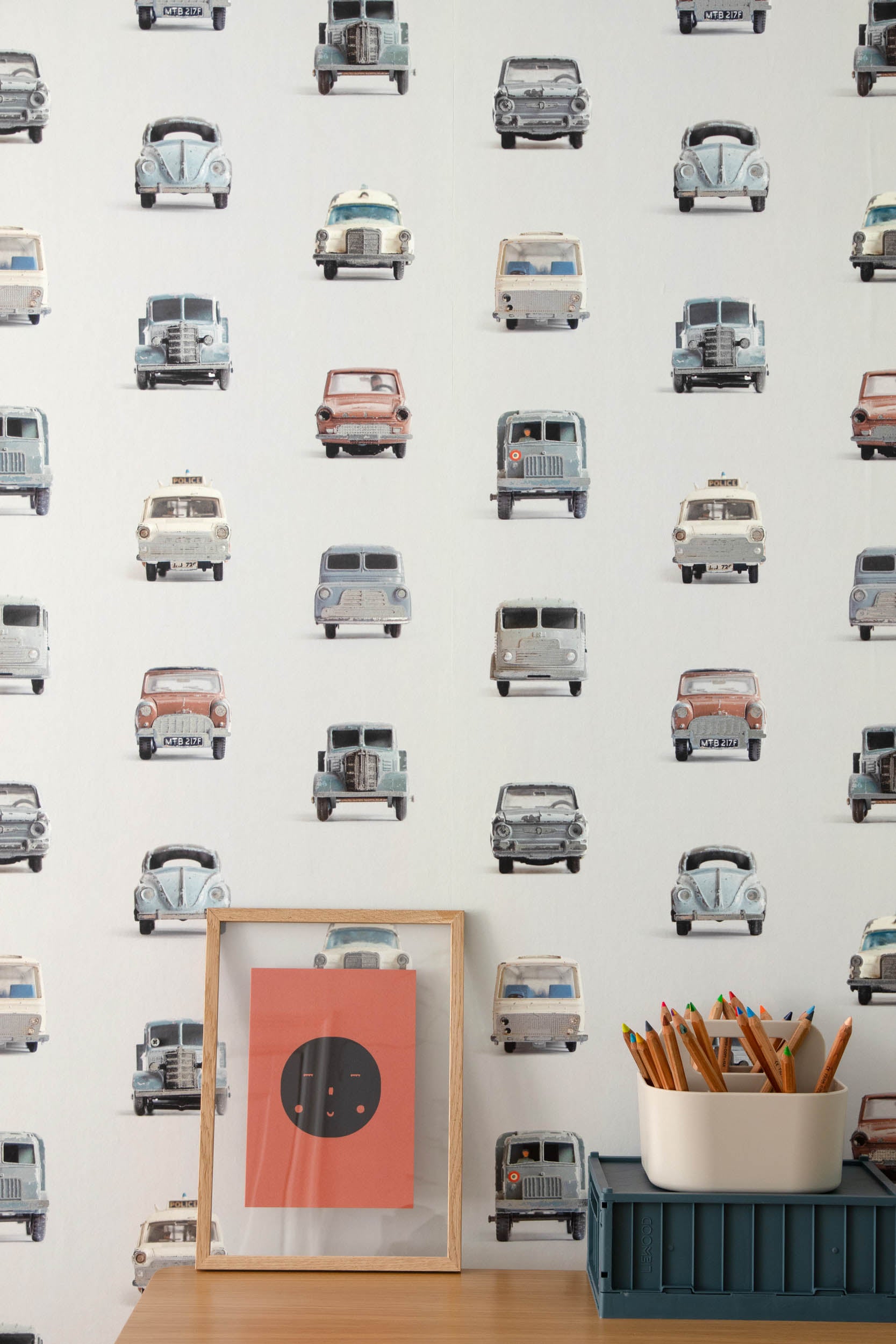 Studio Ditte Auto Lichtgrijs & Zilver Behang