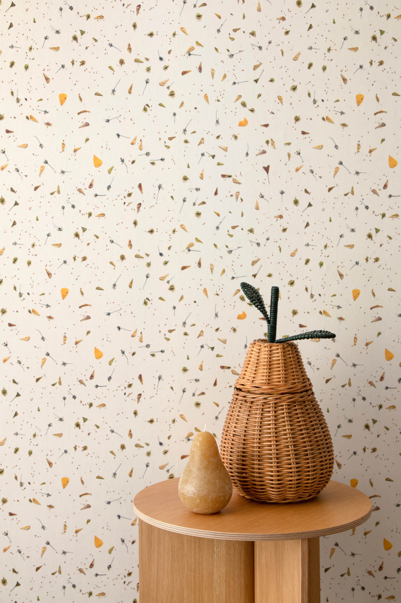 Studio Ditte Bloemen Confetti Geel Behang