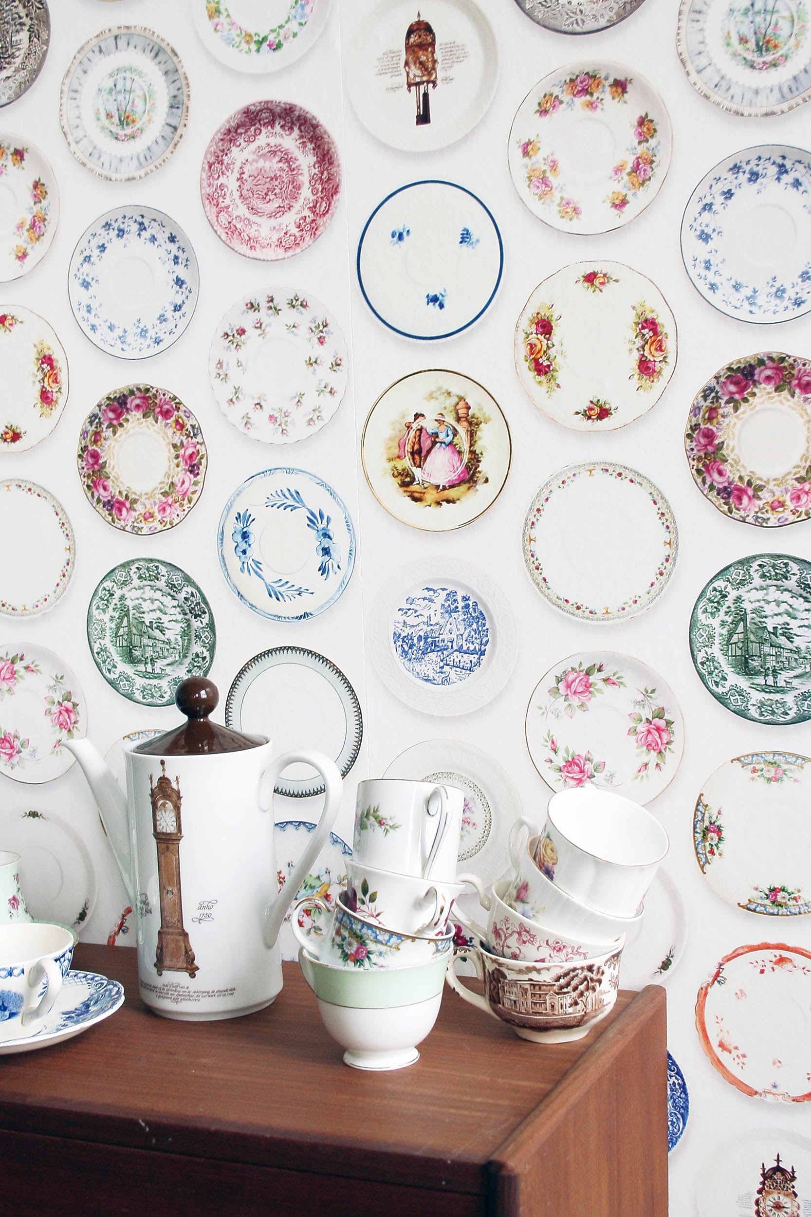 Studio Ditte Porselein Kleurrijke Schotels Behang