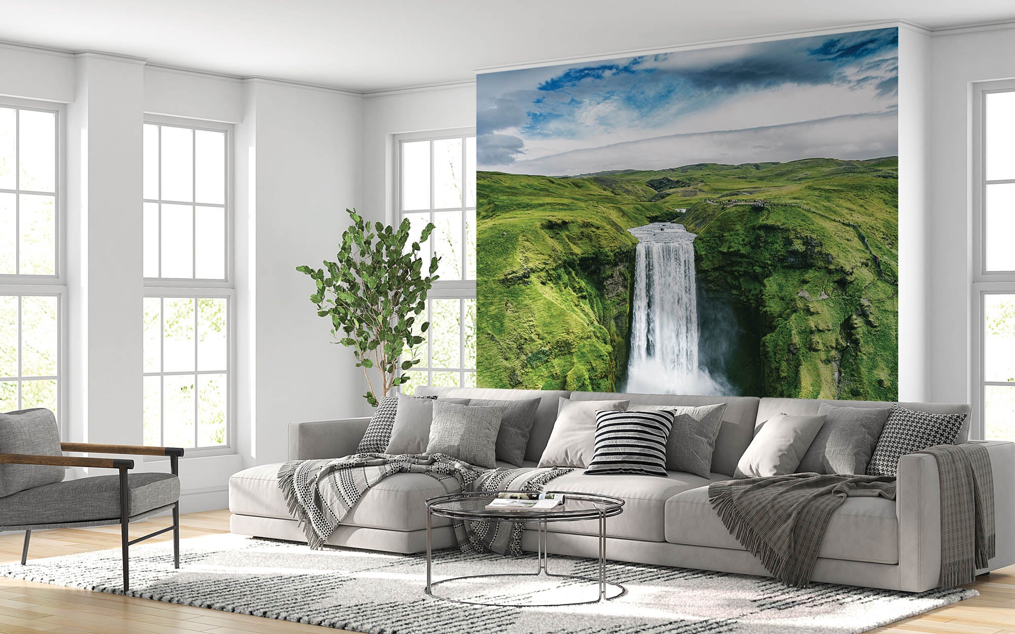 Waterval omringd door groen gebergte - LW00283