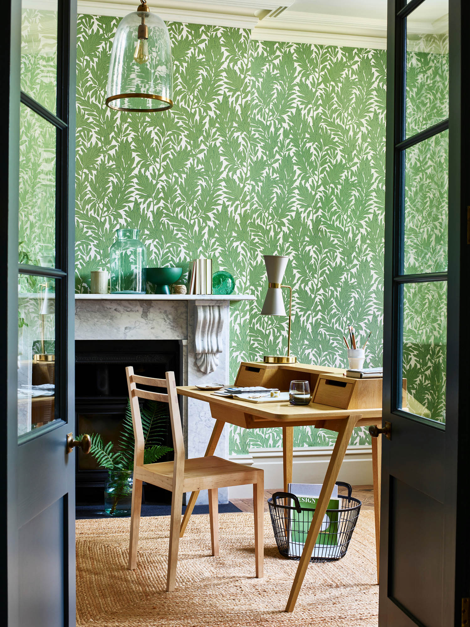 Hooked on Walls Young Traditionals Laurel Leaf 27830