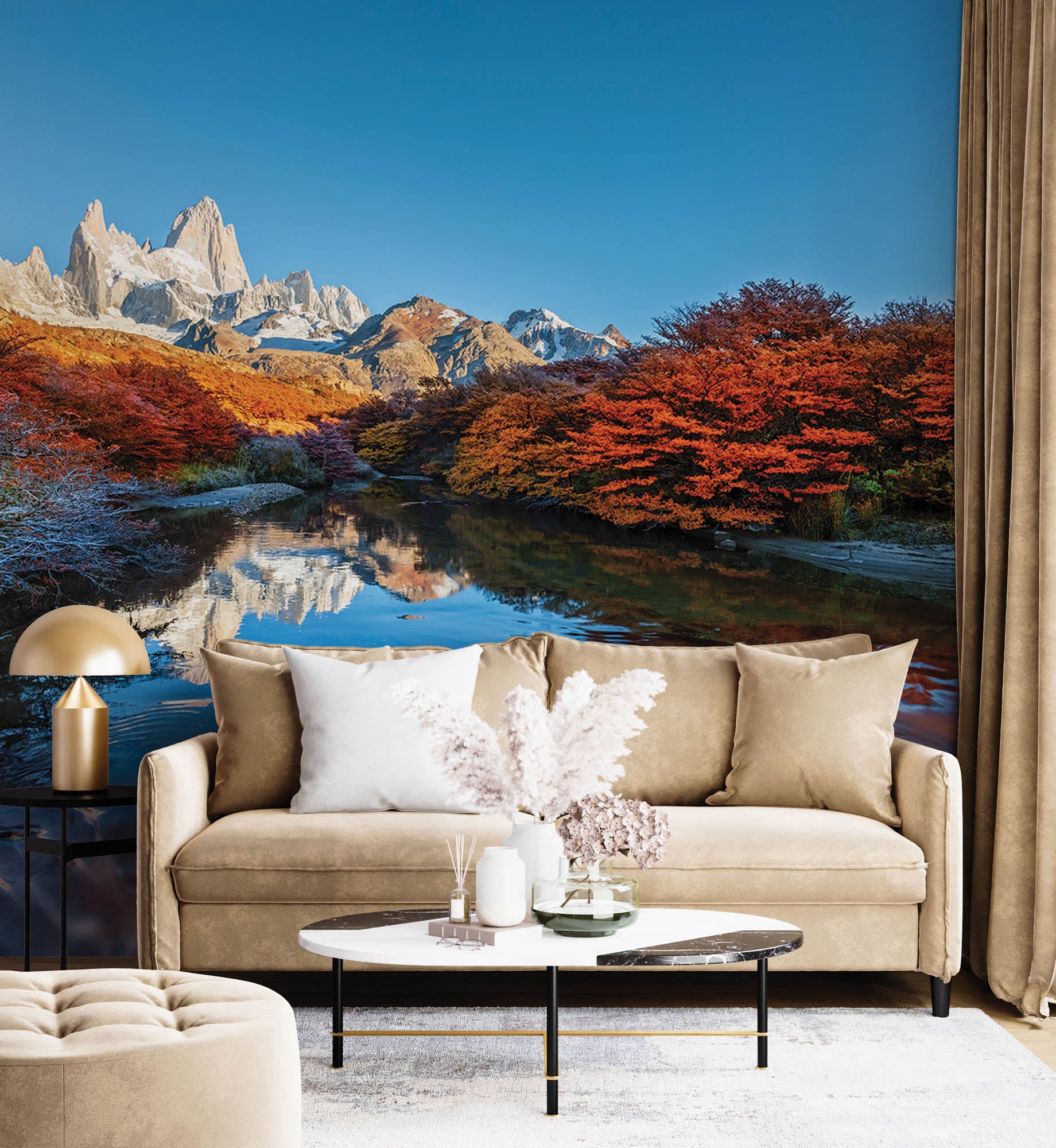 Bergen in kleurrijk landschap met weerspiegeling in water  - LW00275 Fotobehang