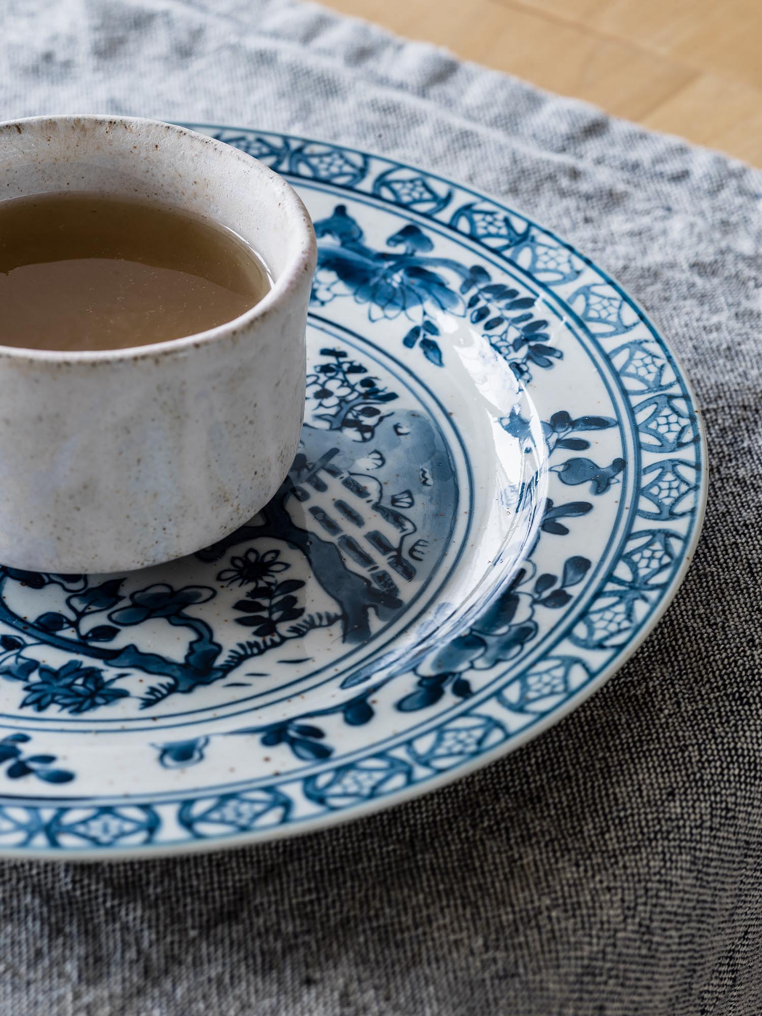 Boråstapeter Eastern Simplicity Temple Tree 3101 Behang