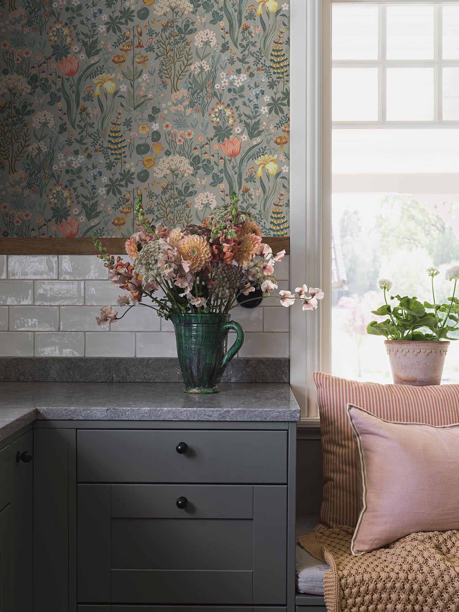 Boråstapeter New Heritage Blomsterhav 2054 Behang