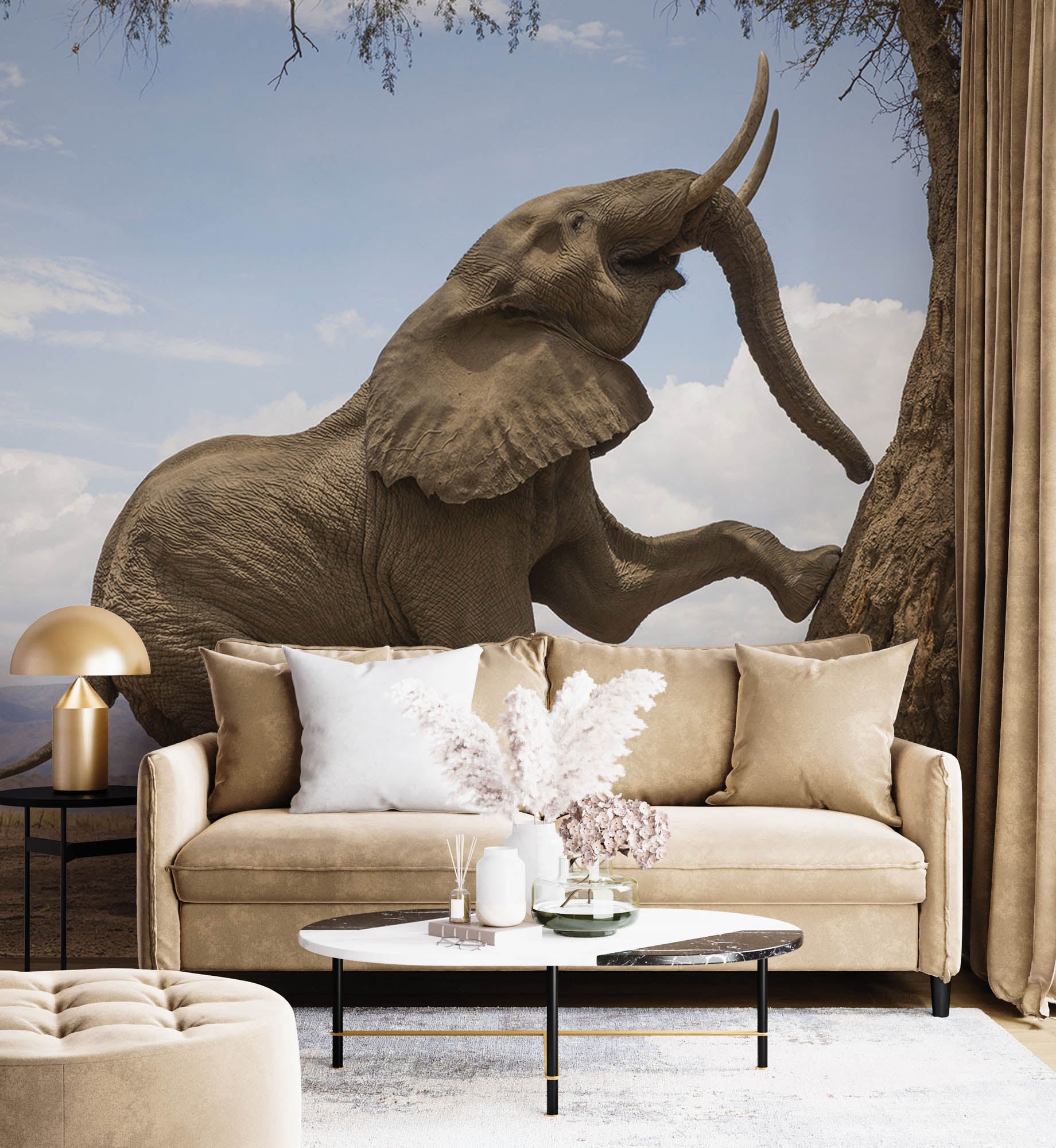 Olifant klimmend tegen boom - LW00165 Fotobehang