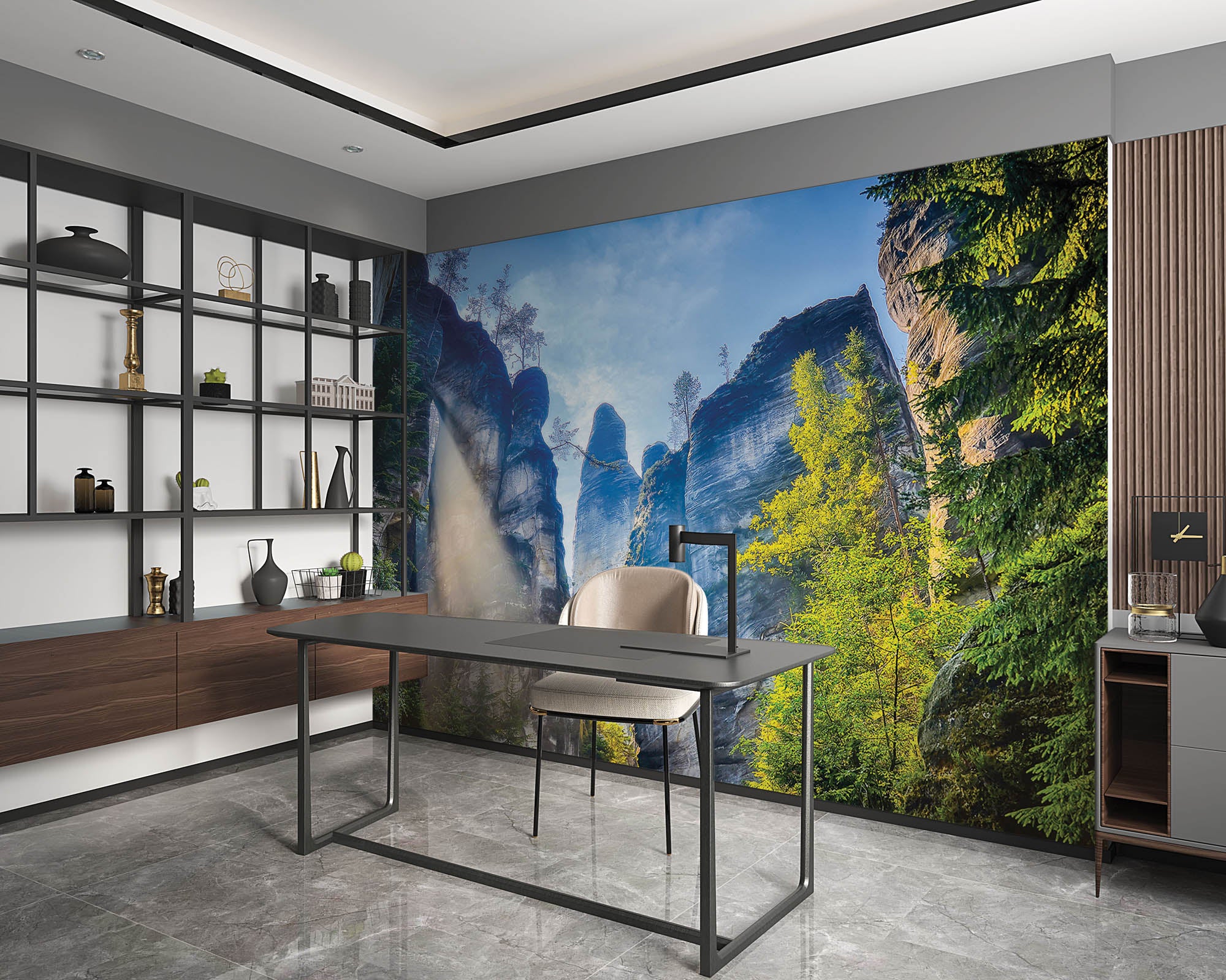 Onderaanzicht van de bergen met blik naar de blauwe lucht. - LW00277 Fotobehang