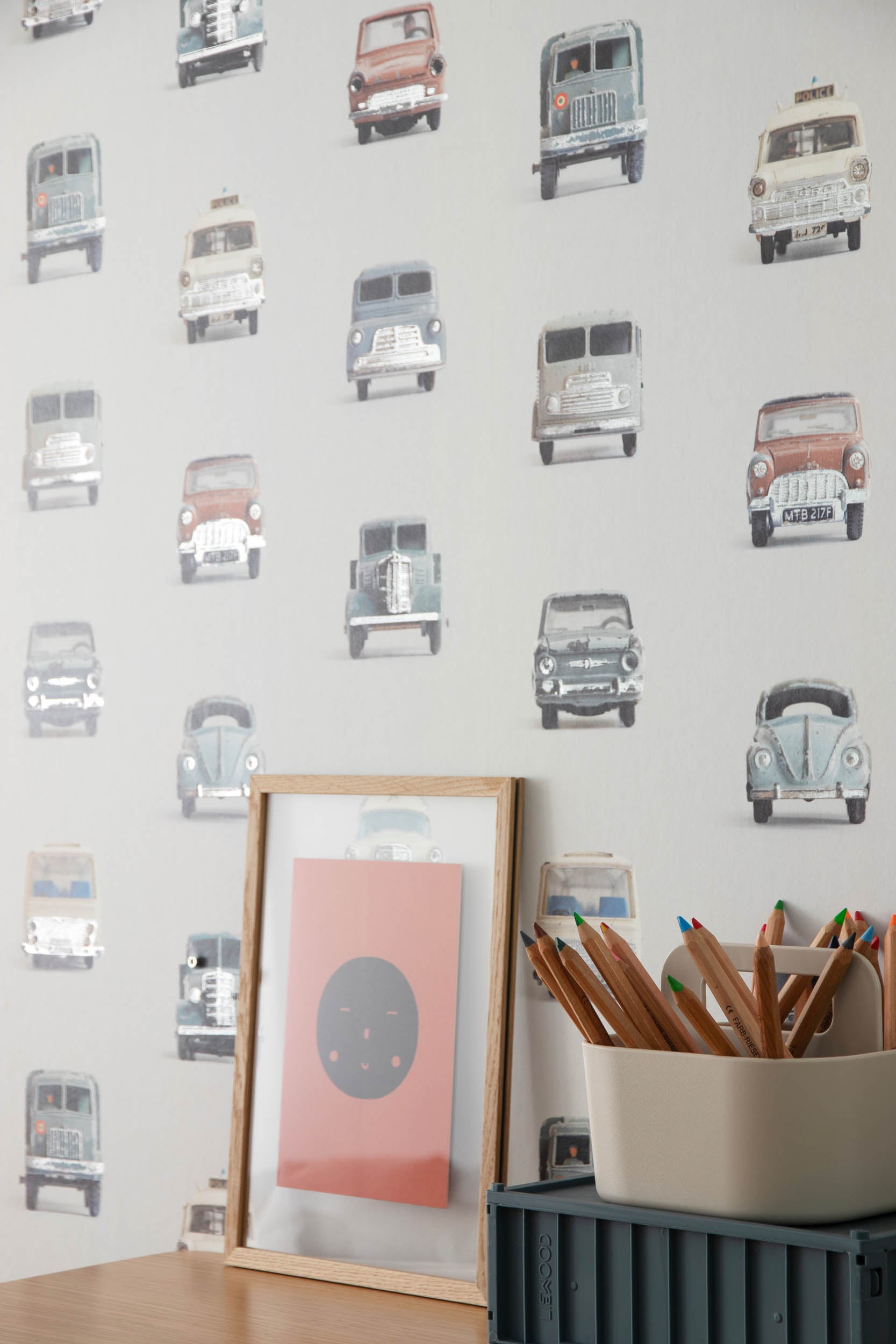 Studio Ditte Auto Lichtgrijs & Zilver Behang