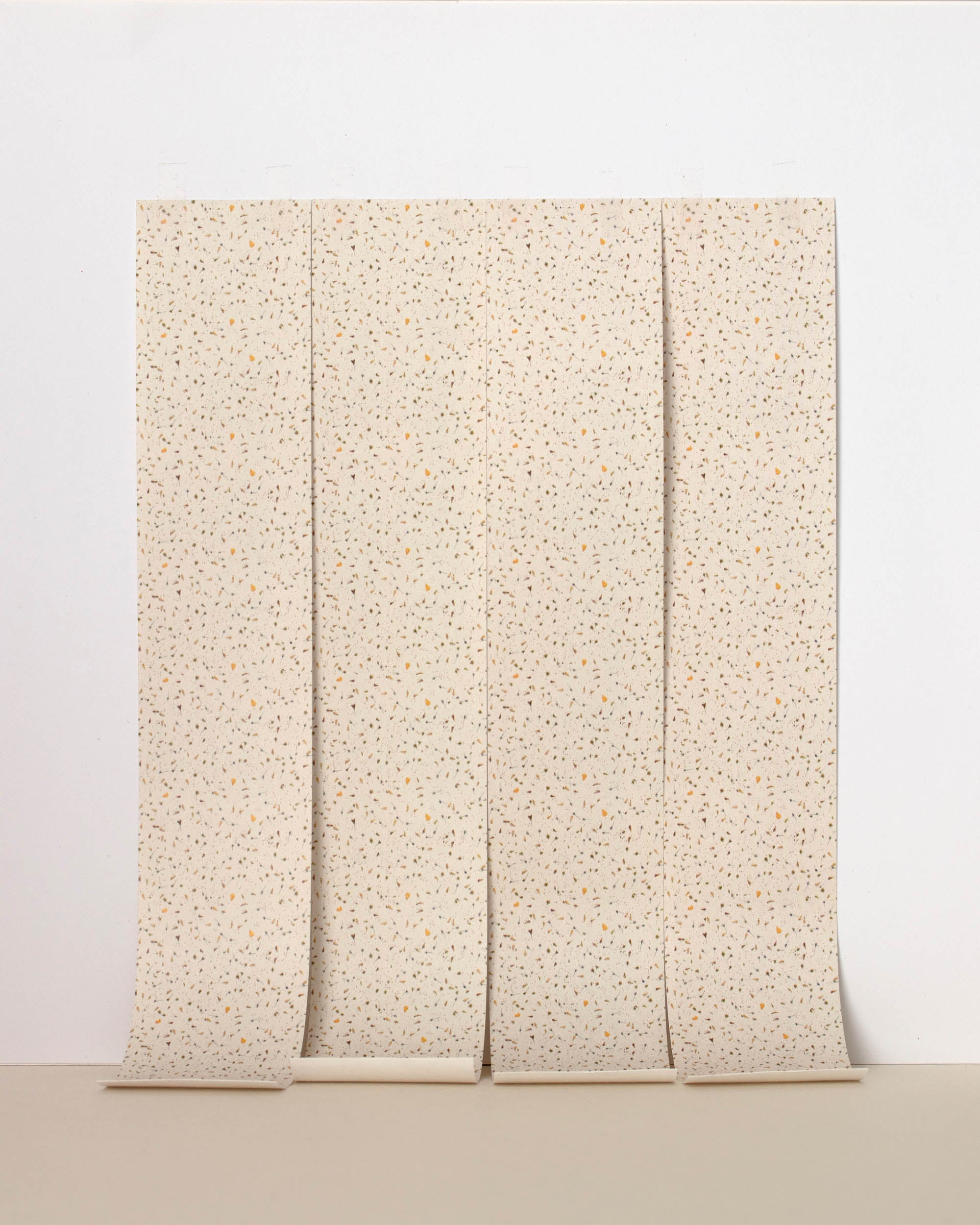 Studio Ditte Bloemen Confetti Geel Behang