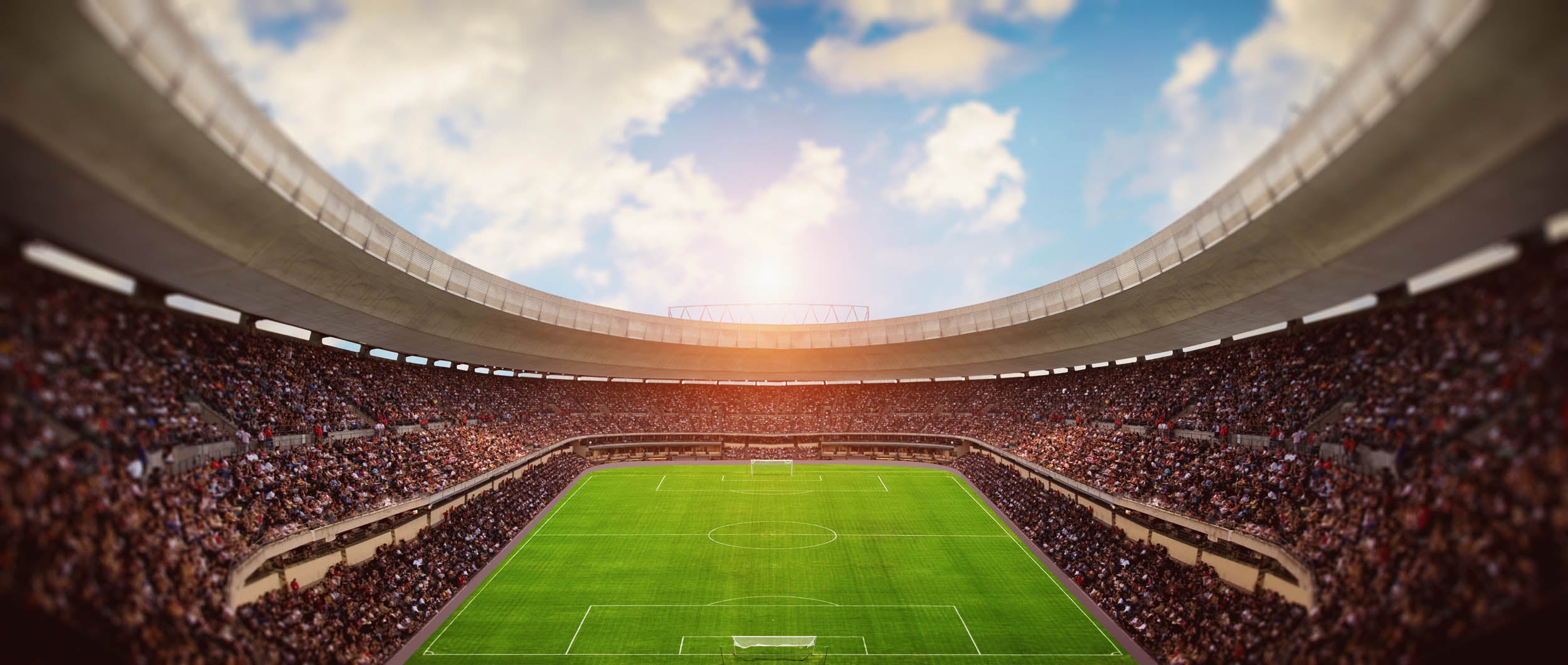 Wedstrijd bij Zonsondergang in een Vol Stadion - LW00952